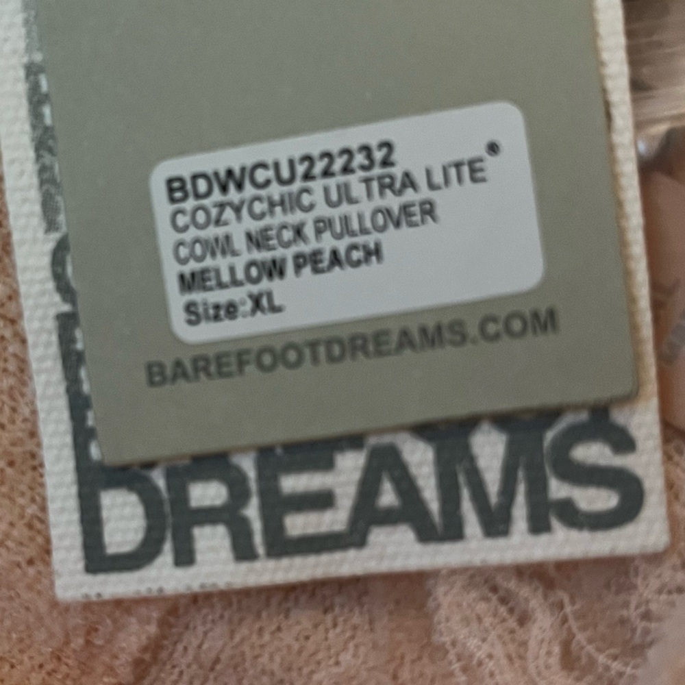 NWT Barefoot dreams ultra lite cowl neck mellow peach - Picture 4 of 7